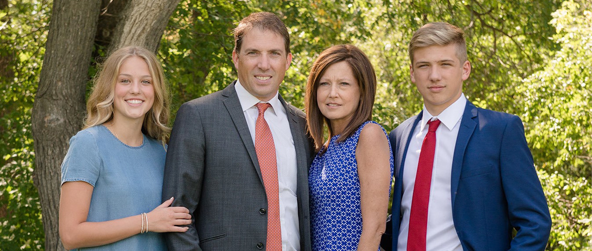 Michelle Pho, seen here with her husband Blaine Pho and their children Emily and Carson, died in 2018 after a multi-year wait for a kidney transplant.